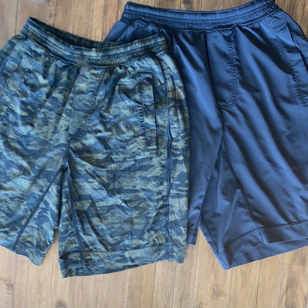 SET OF 2 - Lululemon Pace Breaker 9” Short - Mens small